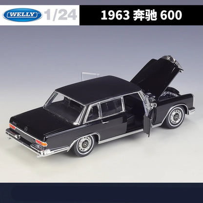 1:24 Mercedes-Benz 600