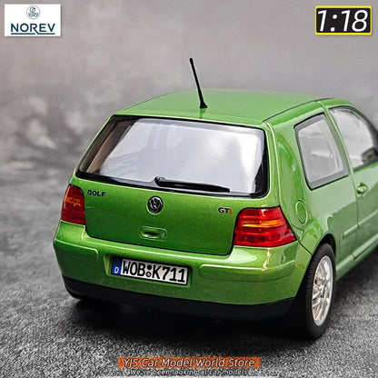 1:18 1998 Volkswagen Golf GTI