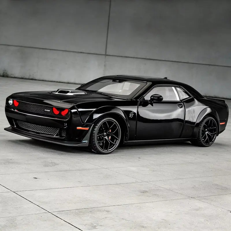 1:18 Dodge Challenger SRT Hellcat