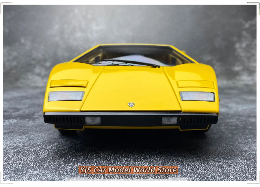1:18 Lamborghini Countach LP400