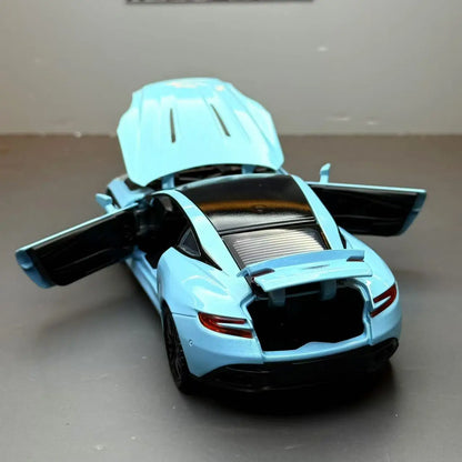 1:32 Aston Martin DB12