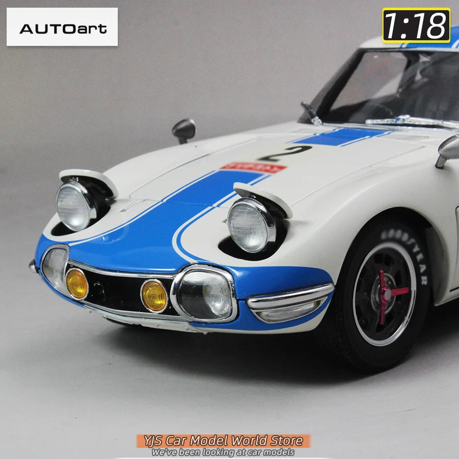 1:18 Toyota 2000 GT 1967 #2