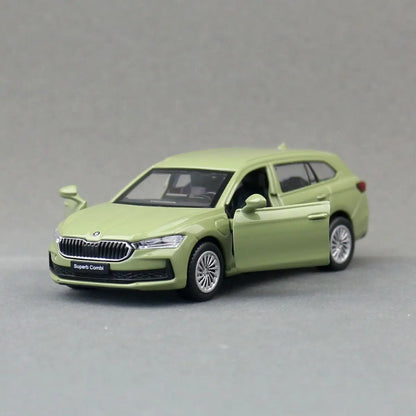 1:43 SKODA SUPERB Combi IV