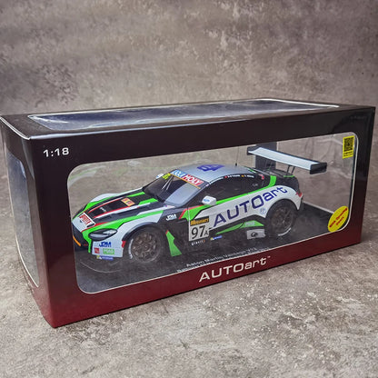 1:18 Aston Martin VANTAGE V12 BATHURST 12HOUR 2015 #97