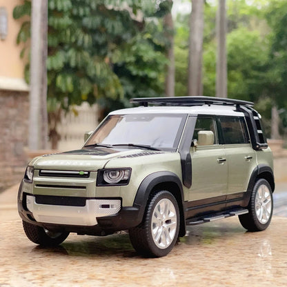 1:18 Range Land Rover Defender