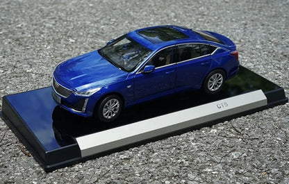 1:18 Cadillac CT5 2021