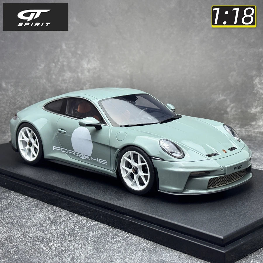 1:18 PORSCHE 911 S/T SHORE 2024