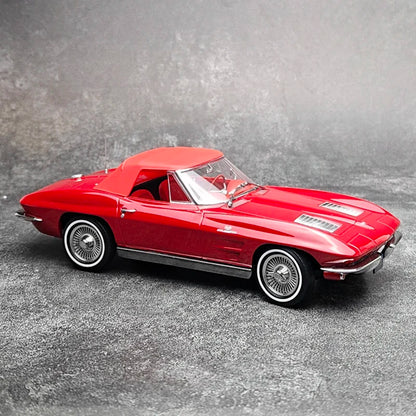 1:18 Chevrolet Corvette Sting Ray 1963