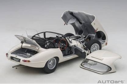 1:18 Jaguar Lightweight E-Type