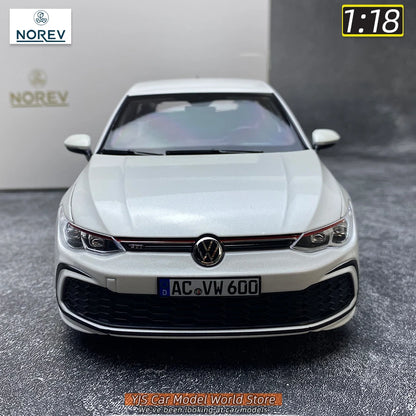 1:18 Volkswagen Golf GTI 2021