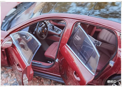 1:18 Porsche Panamera