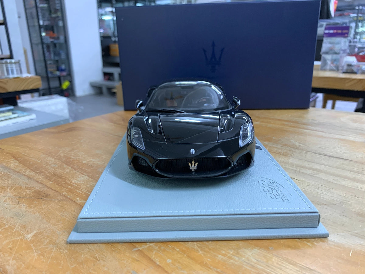 1:18 Maserati MC20 2020 Deluxe Edition
