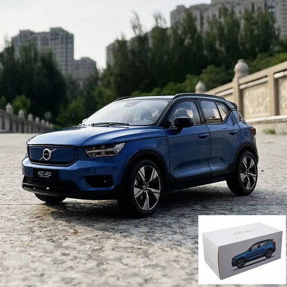 1:18 Volvo XC40