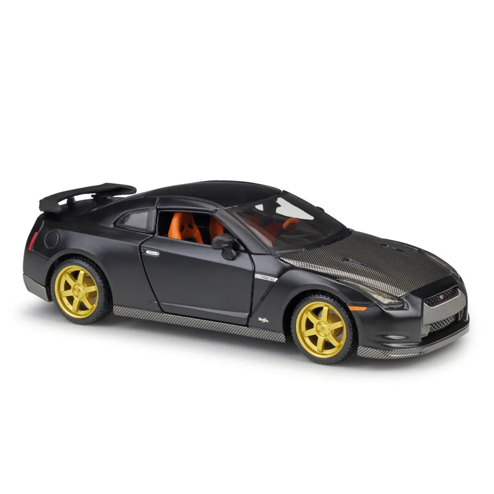 1:24 Nissan 2009 GT-R