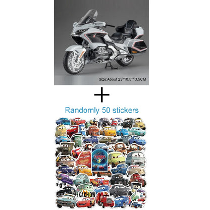 1:11 Honda Gold Wing GL800 2021