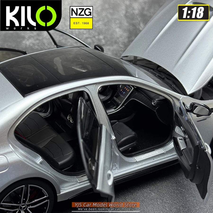 1:18 Mercedes-Benz C63