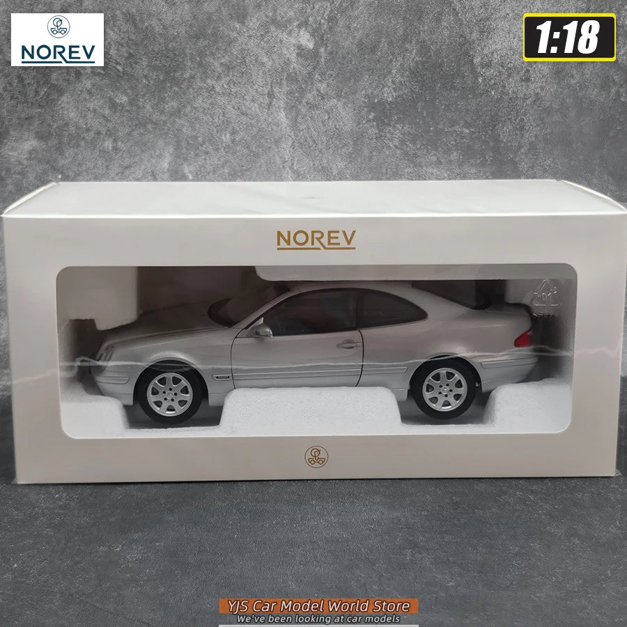 1:18 Mercedes-Benz C208 CLK 2000