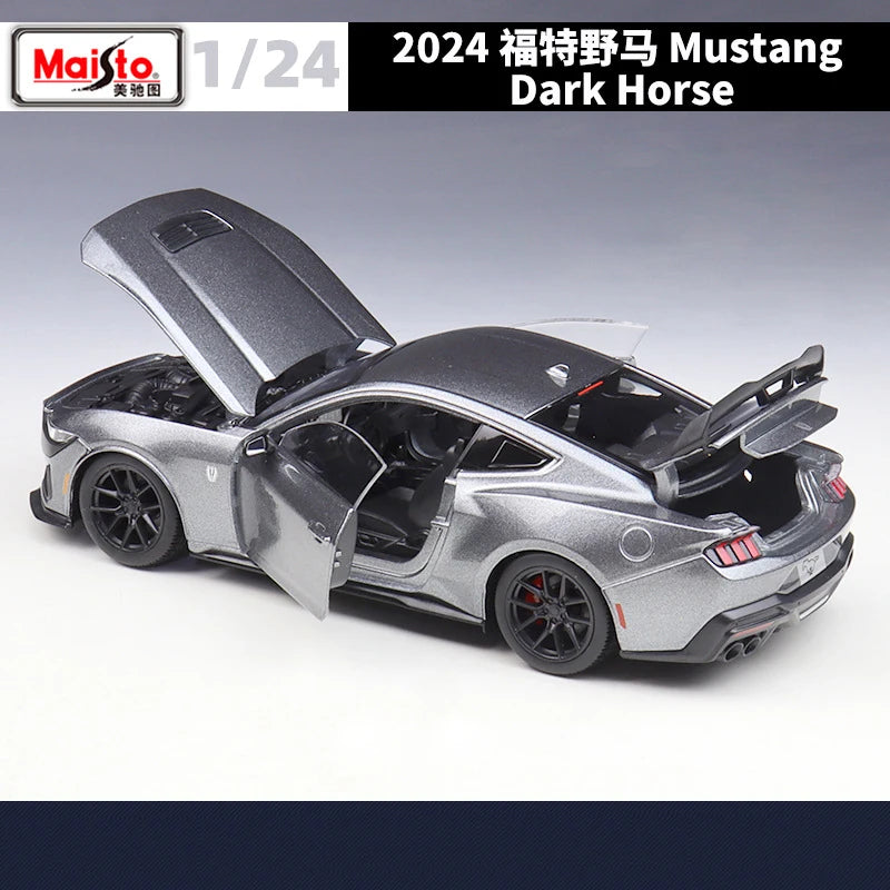 1:24 Mustang Dark Horse 2024