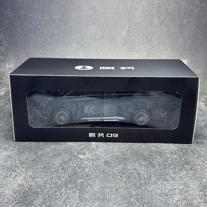 1:18 BYD DENZA D9 MPV Passat