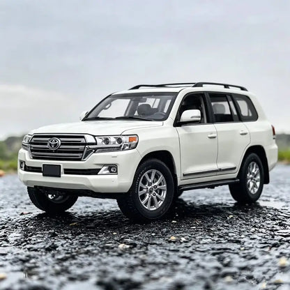 1:32 Land Cruiser LC200