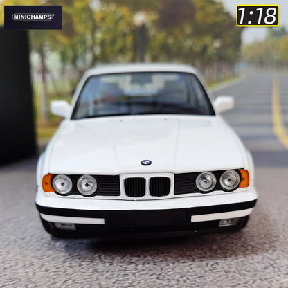 1:18 BMW 535i 5 Series E34 1988