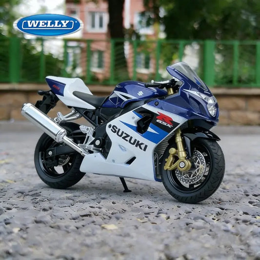 1:18 SUZUKI GSX-R750