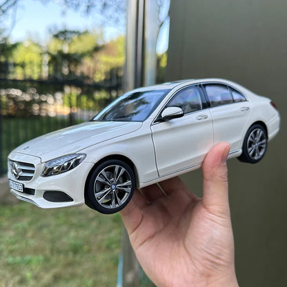 1:18 Mercedes-Benz C200 2014-2016