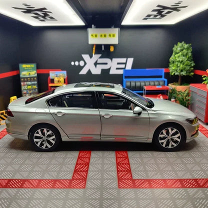 1:18 Volkswagen Magotan B8 2017