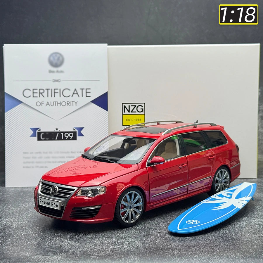 1:18 Volkswagen Passat Estate R36