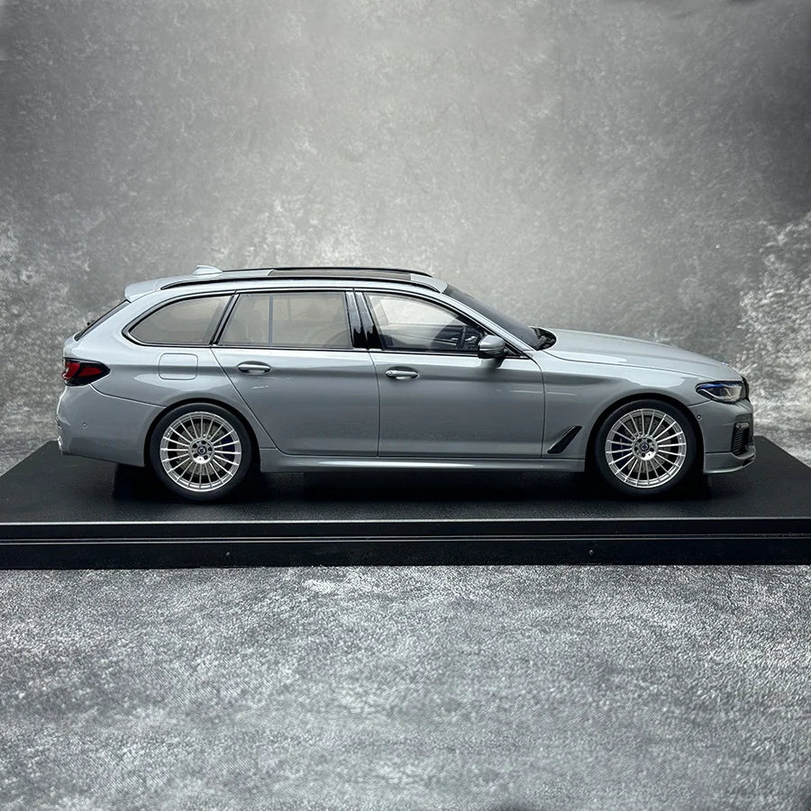 1:18 BMW Alpina B5 Touring Gray