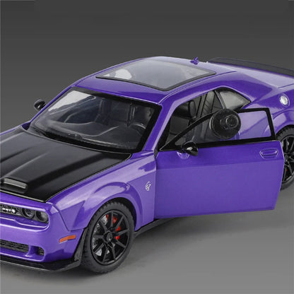 1:24 Dodge Challenger SRT Hellcat