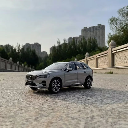 1:18 2023 VOLVO XC60