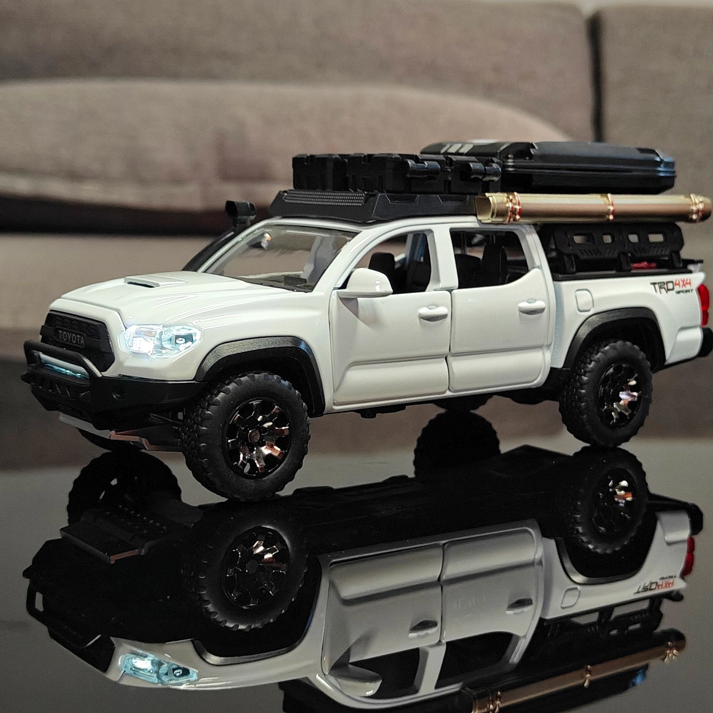 1:32 Toyota Tacoma TRO Off Road