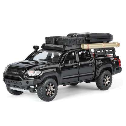 1:32 Toyota Tacoma Travel Version