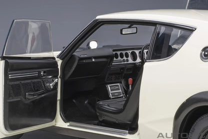 1:18  Nissan Skyline 2000 GT-R (KPGC110)