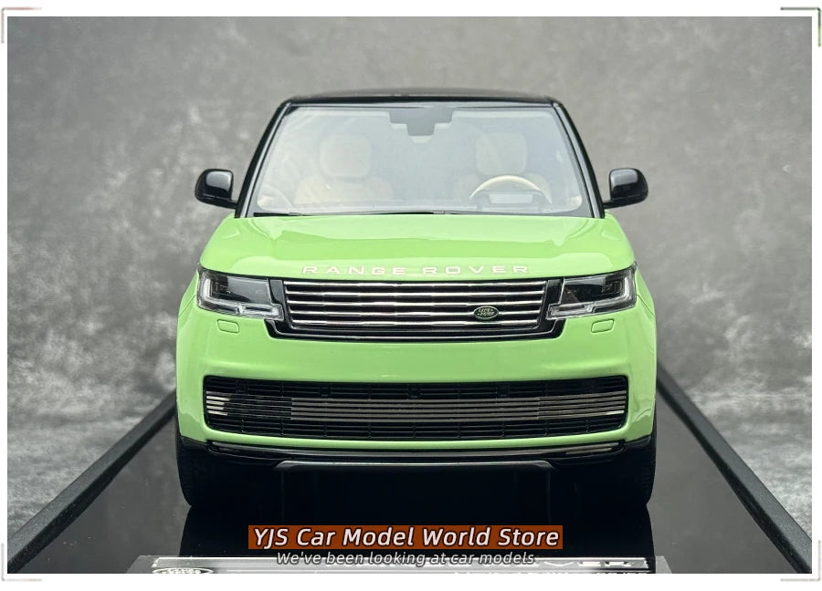 1:18 Range Rover LWB (Long Wheelbase) SUV 2022