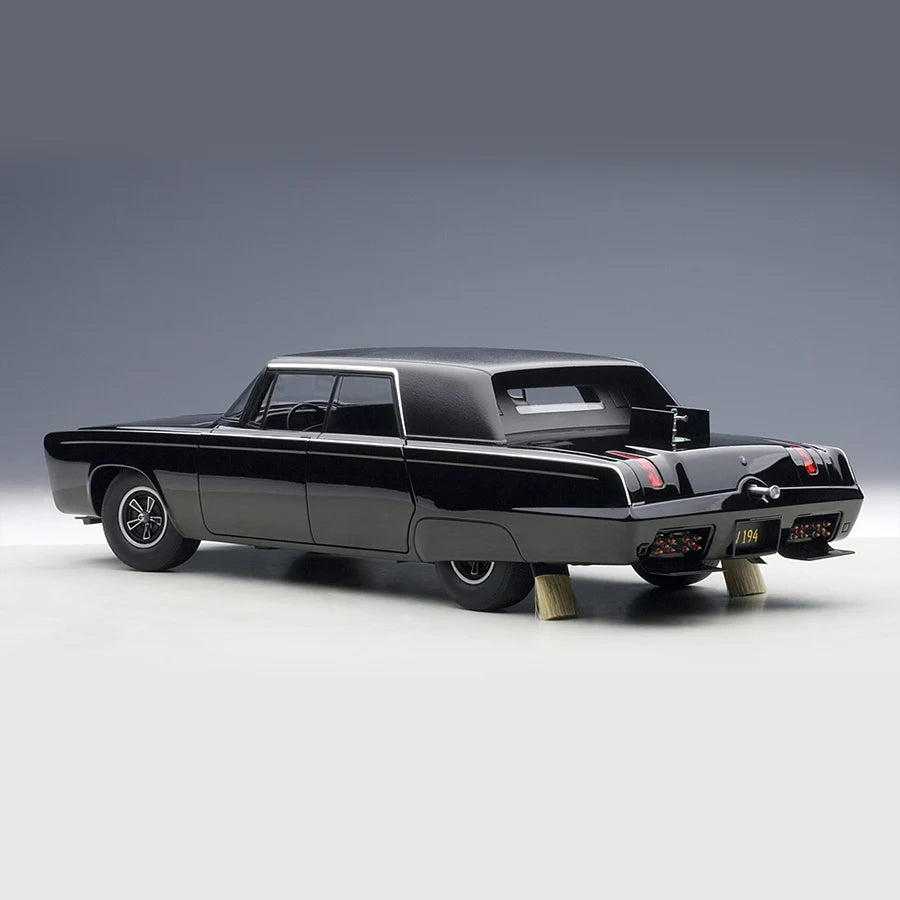 1:18 BLACK BEAUTY - GREEN HORNET (BLACK)(TV SERIES)