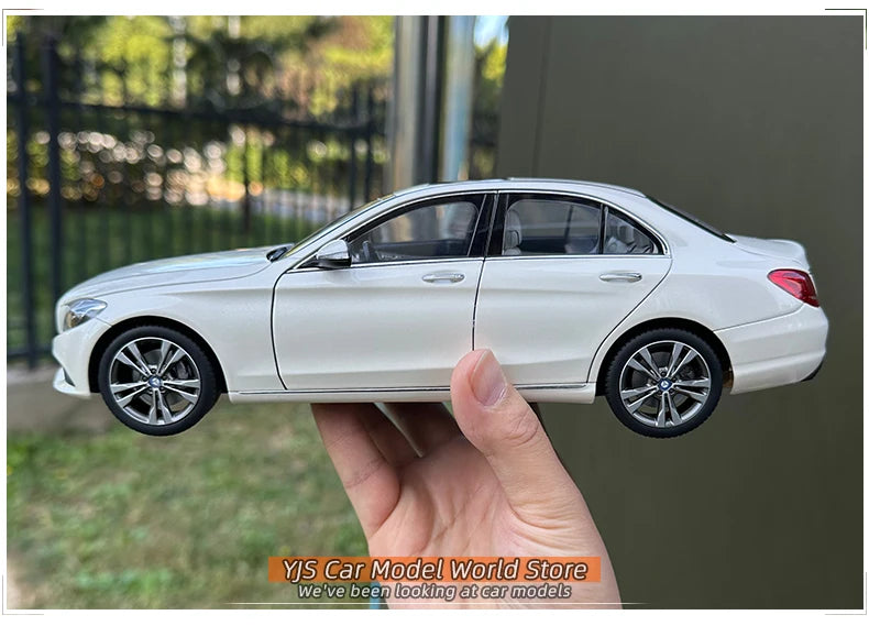 1:18 Mercedes-Benz C200 2014-2016