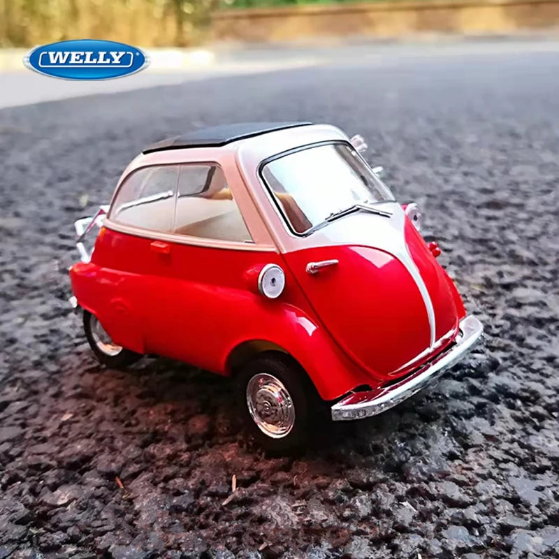 1:18 BMW Egg Isetta