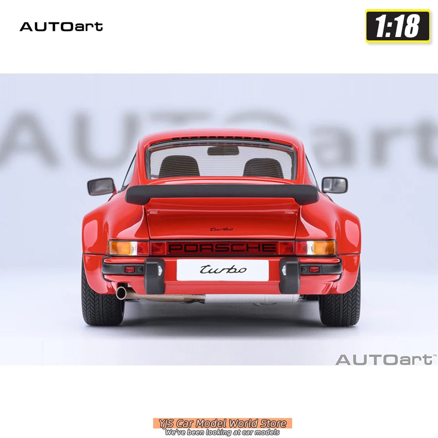 1:18 Porsche 911 Turbo 3.0 (930)