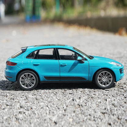 1:24 Porsche Macan