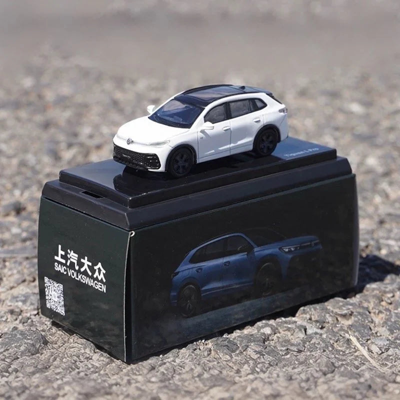 1:64 Volkswagen Passat Coupe Tiguan Teramont