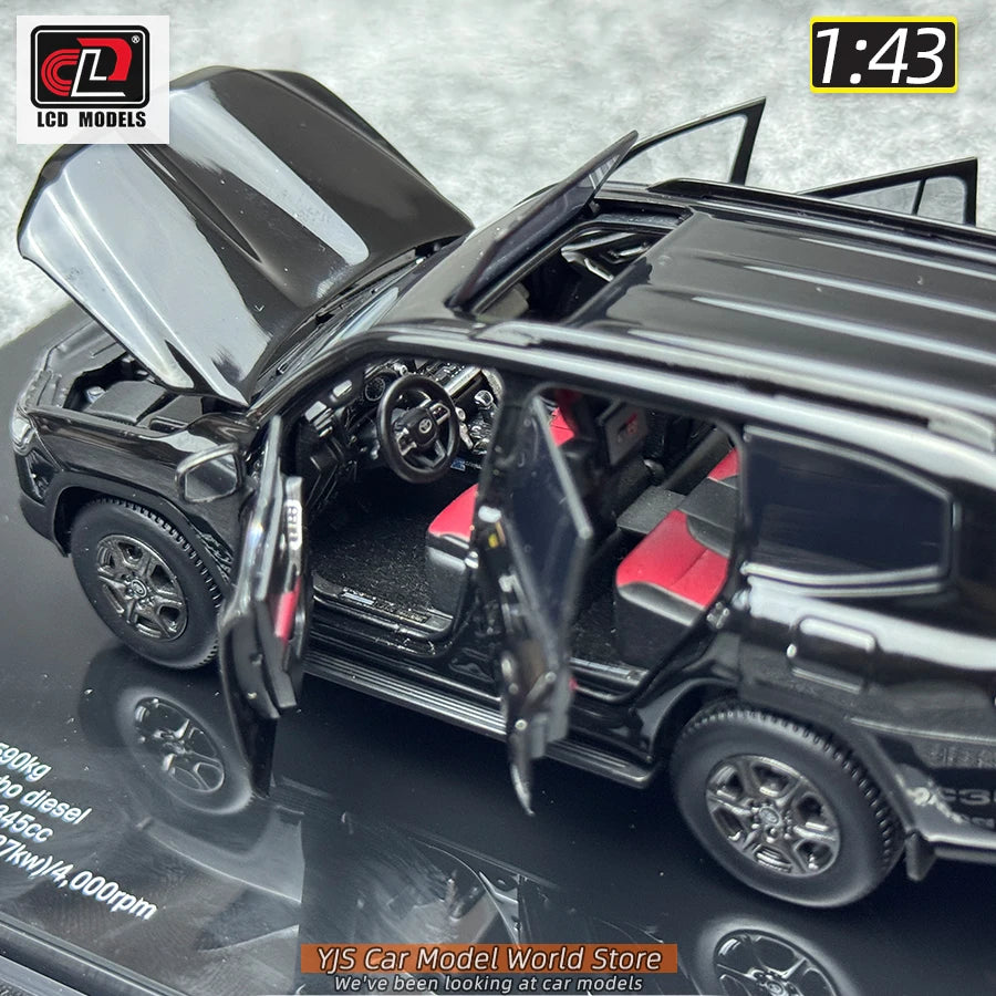 1:43  Toyota Land Cruiser LC300