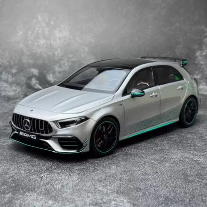 1:18 Mercedes-Benz A45 AMG