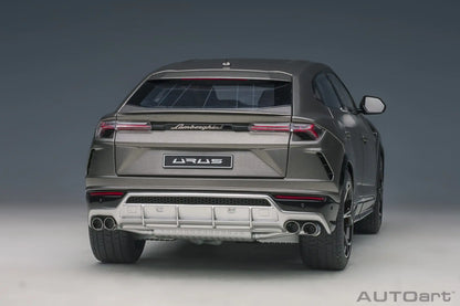 1:18 LAMBORGHINI URUS