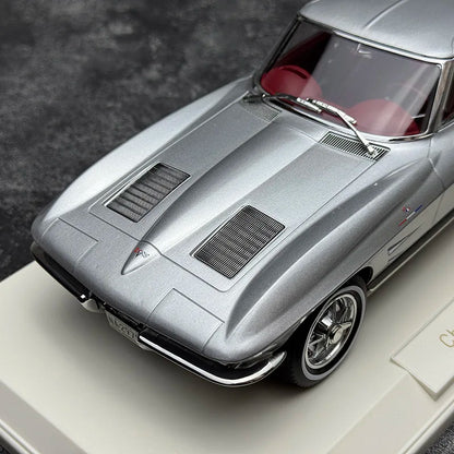 1:18 Chevrolet Corvette Sting Ray 1963