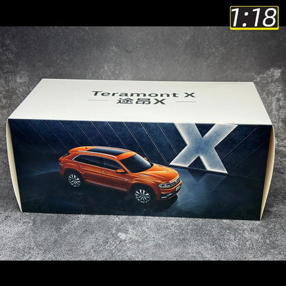 1:18 Volkswagen Teramont X 2019