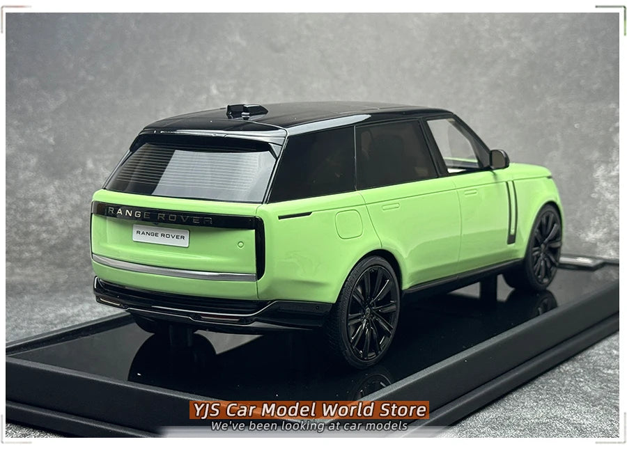 1:18 Range Rover LWB (Long Wheelbase) SUV 2022
