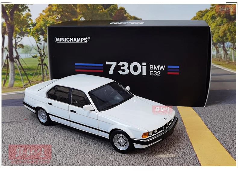1:18 BMW 7 Series E32 730i 1986