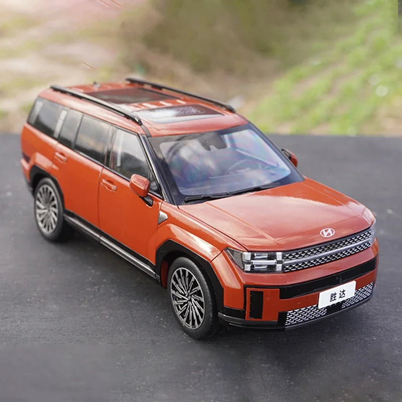 1:18 Hyundai Santafe